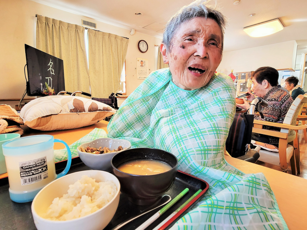 静岡市清水区グループホーム_10月昼食づくりレク