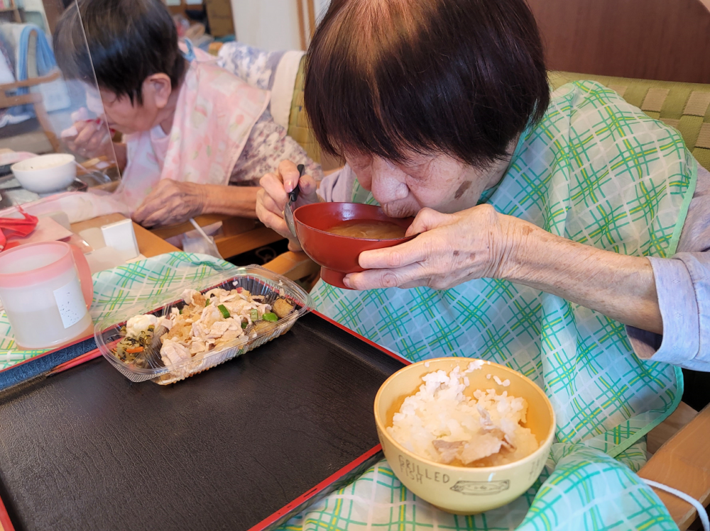 静岡市清水区グループホーム_7月お楽しみ食