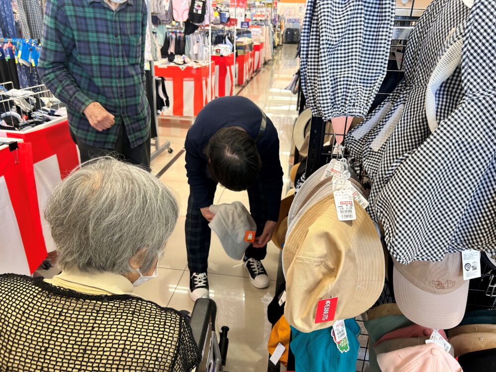 静岡市駿河区グループホーム_買い物レクリエーション