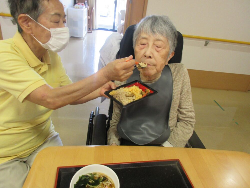 静岡市駿河区グループホーム_あじさい鑑賞とレクリエーション