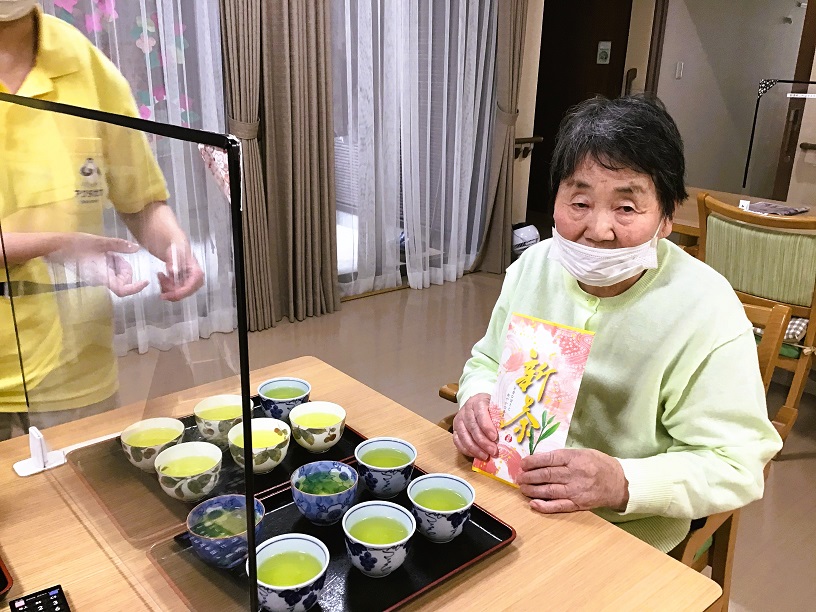 沼津市グループホーム_H様からの新茶を飲む会