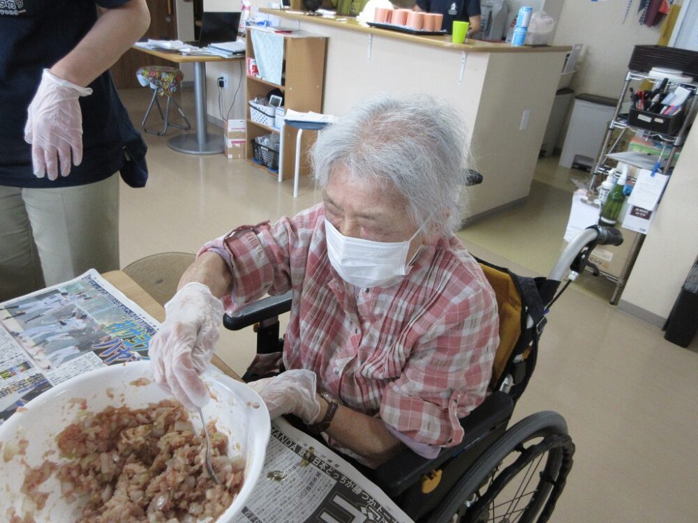 沼津市グループホーム_食事作りレク