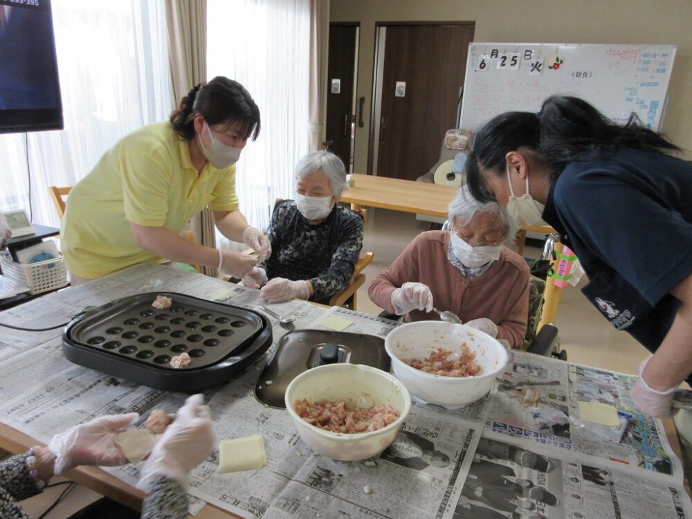 開北グループホーム　食事作りレク