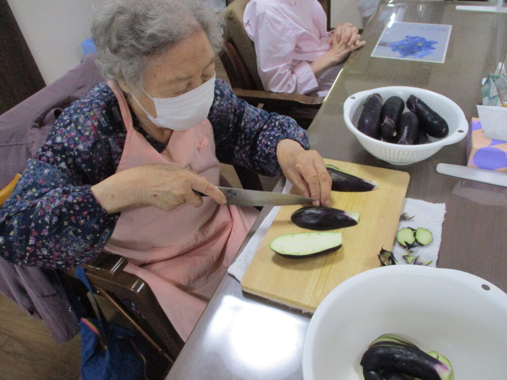 富士市グループホーム_流しそうめん風イベント