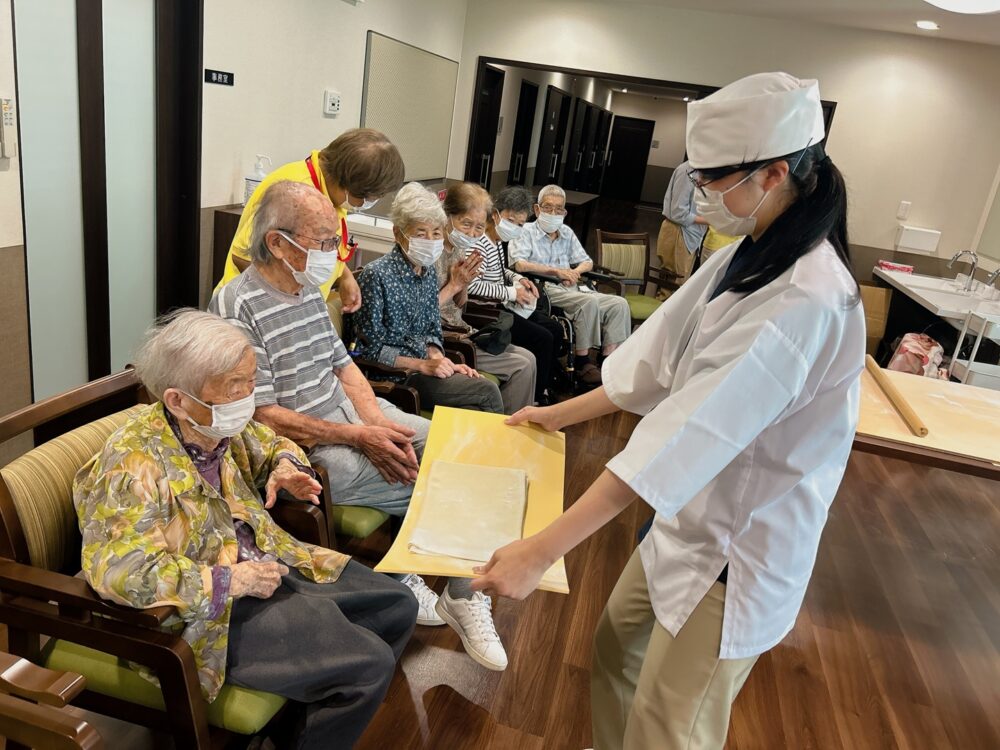 藤枝市グループホーム_初そば打ち実演