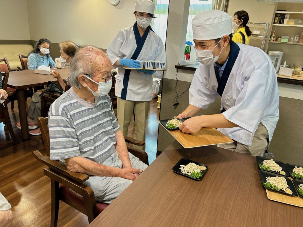 藤枝市グループホーム_初そば打ち実演