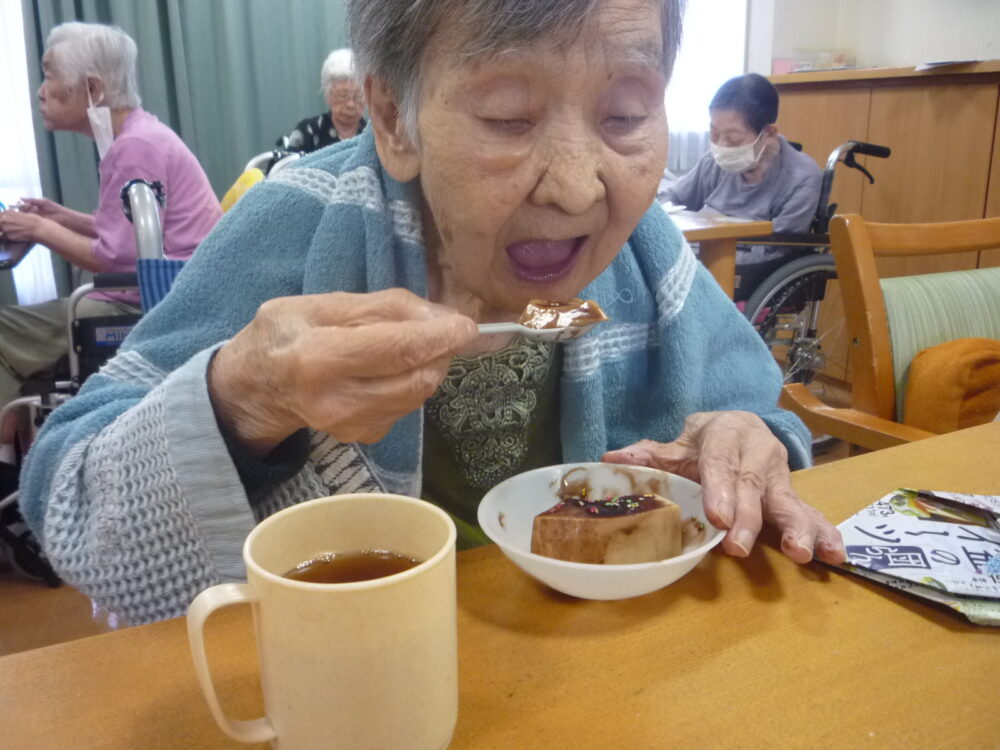 静岡市清水区グループホーム_カフェモカゼリー作り