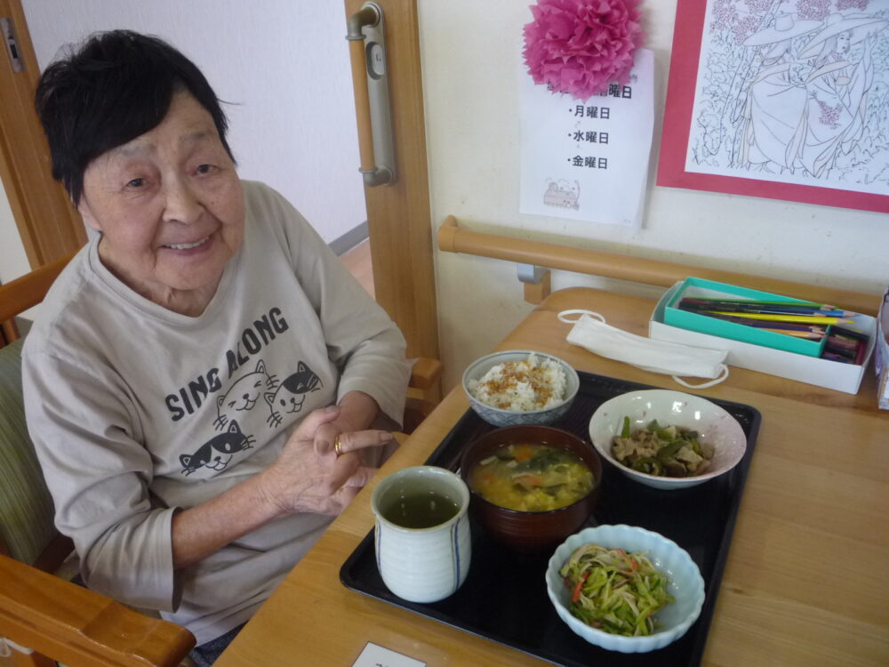 静岡市清水区グループホーム_昼食作りレク