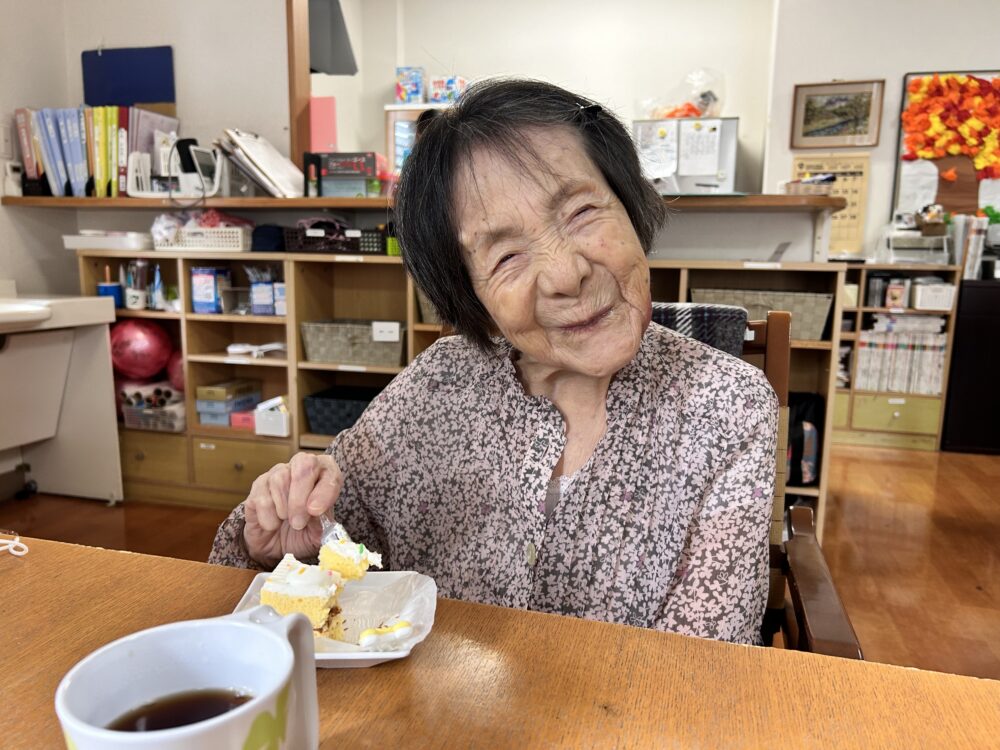 静岡市駿河区グループホーム_敬老の日のお祝い