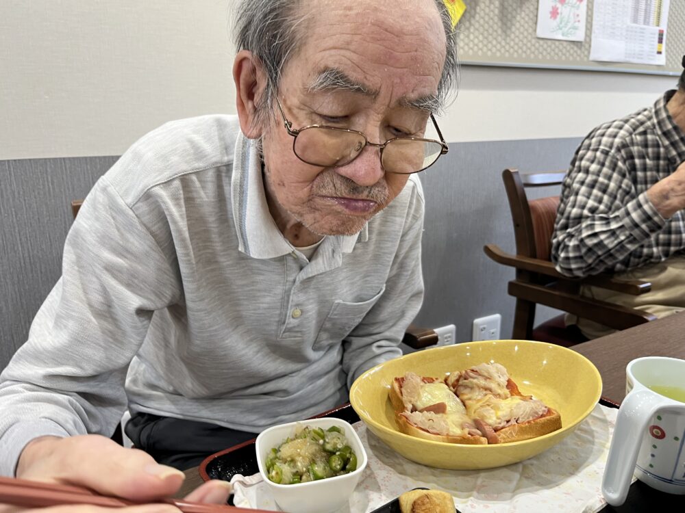 島田市グループホーム_オリジナルピザを作ろう