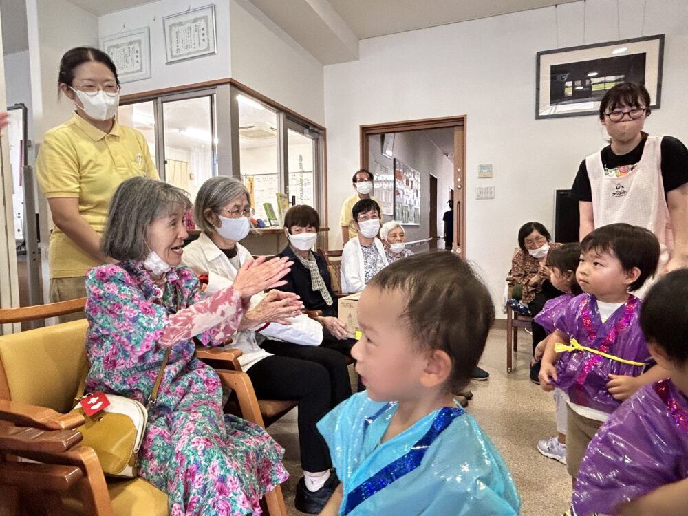 八幡グループホーム　豊田保育園との交流会