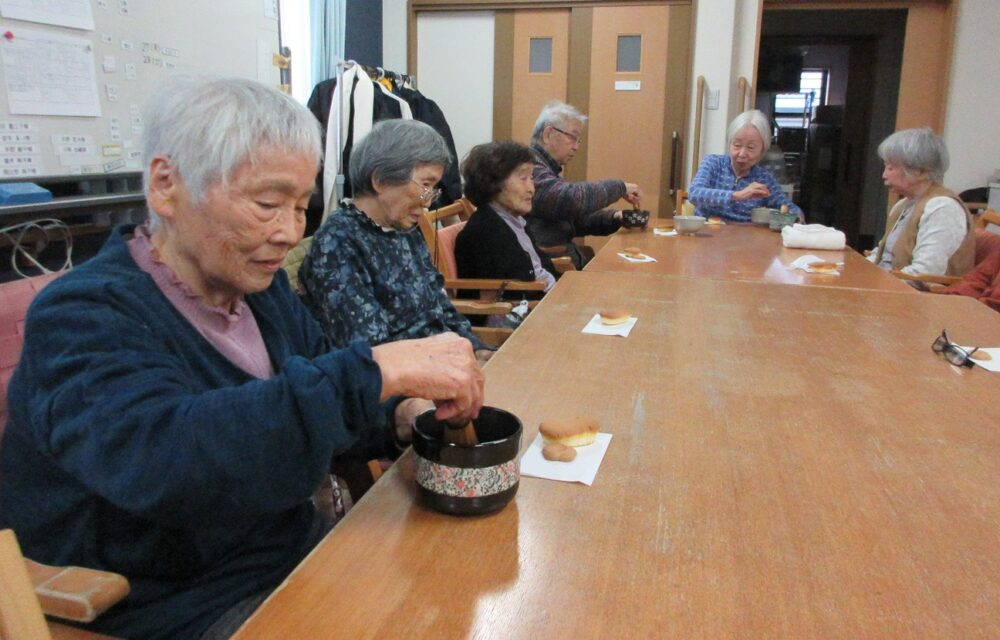 静岡市葵区グループホーム_新年のお茶会2025