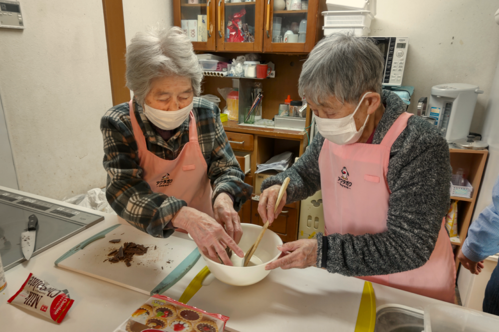 静岡市清水区グループホーム_お誕生会バレンタイン