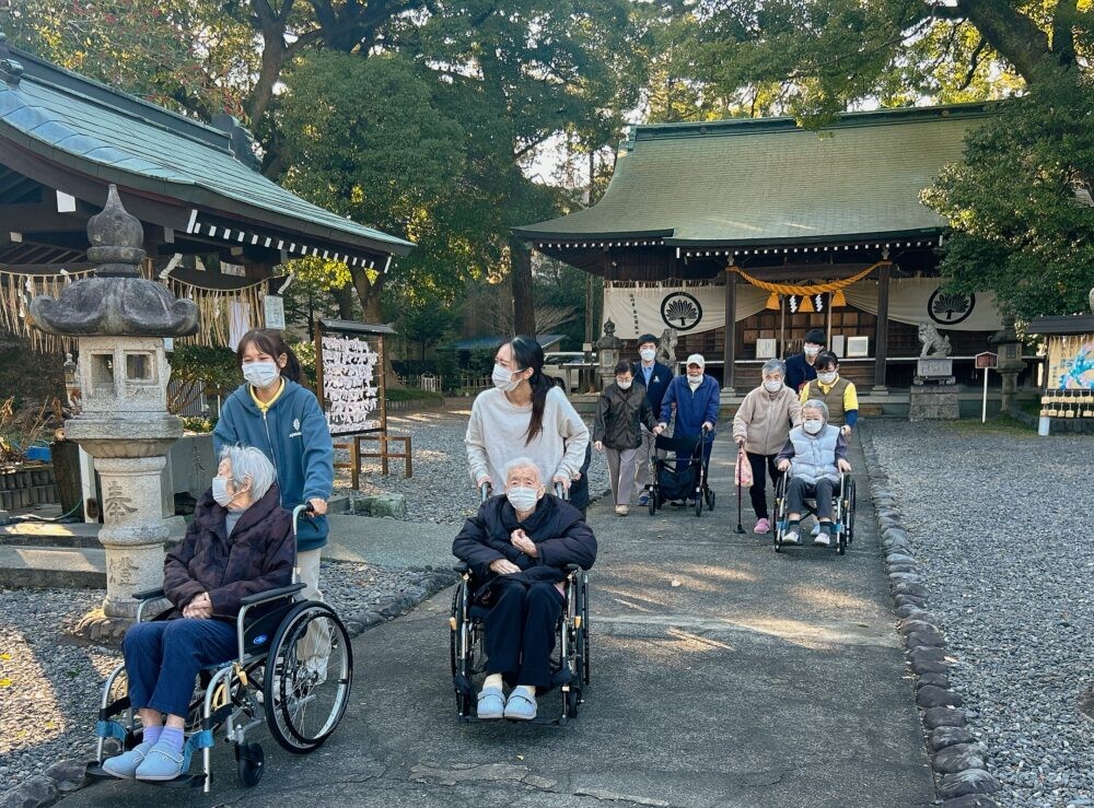 藤枝市グループホーム_青葉町悠々散歩Vol.3前島神社へ初詣