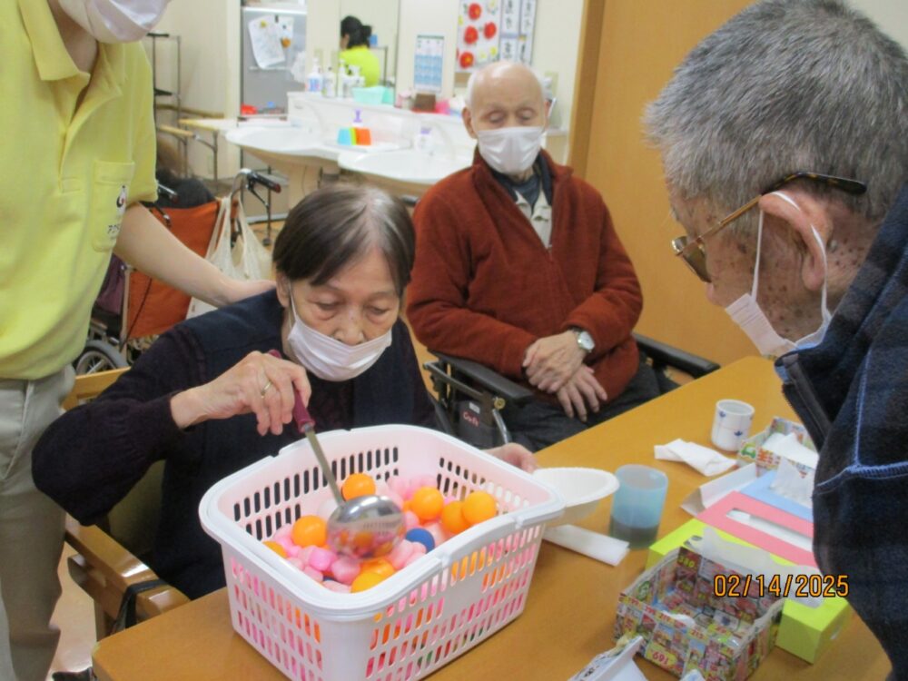 静岡市葵区グループホーム_バレンタインちょこっとハートを掴め