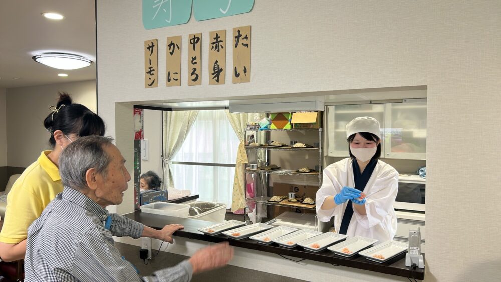 藤枝市グループホーム_寿司御膳イベント