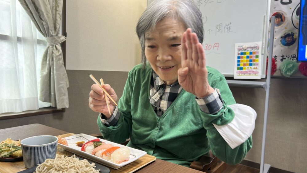 藤枝市グループホーム_寿司御膳イベント
