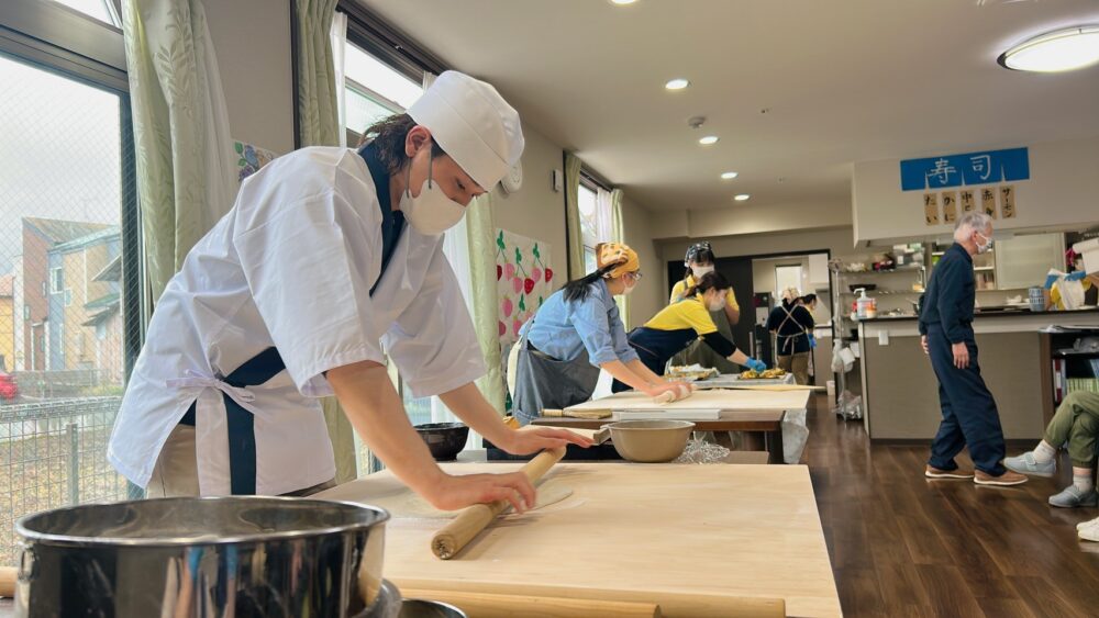 藤枝市グループホーム_寿司御膳イベント