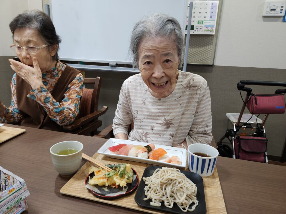 藤枝市グループホーム_寿司御膳イベント