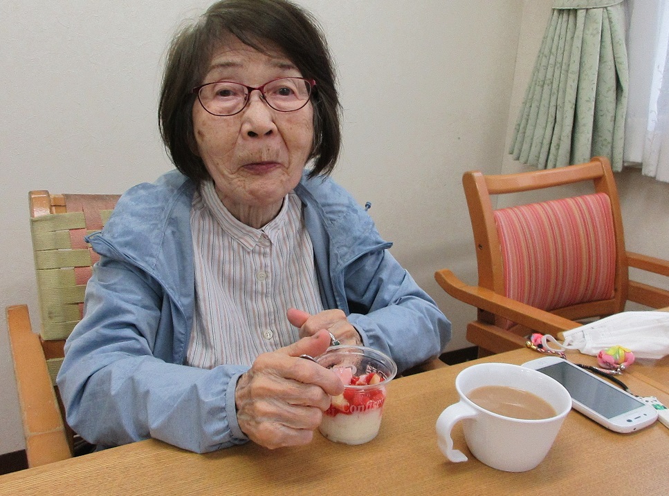 静岡市葵区グループホーム_イベント食20254