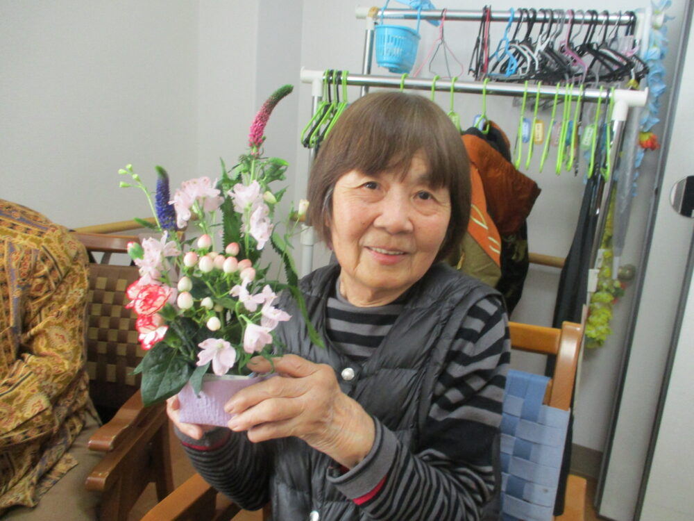 静岡市駿河区グループホーム_華道の時間