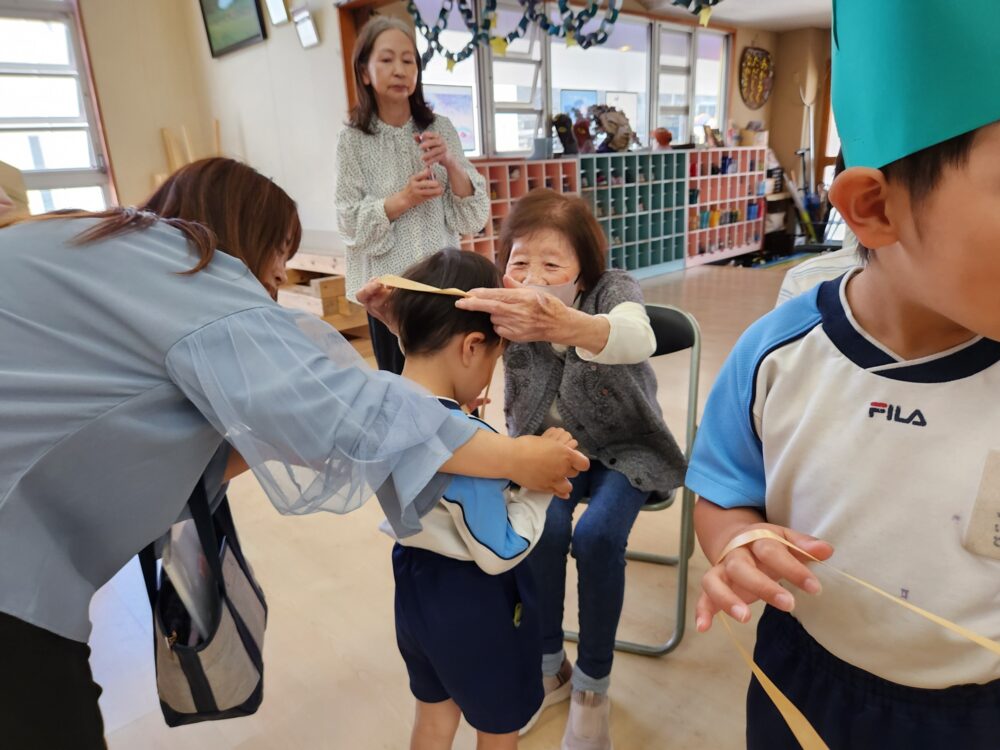 藤枝市グループホーム_幼稚園との地域交流4月誕生日会