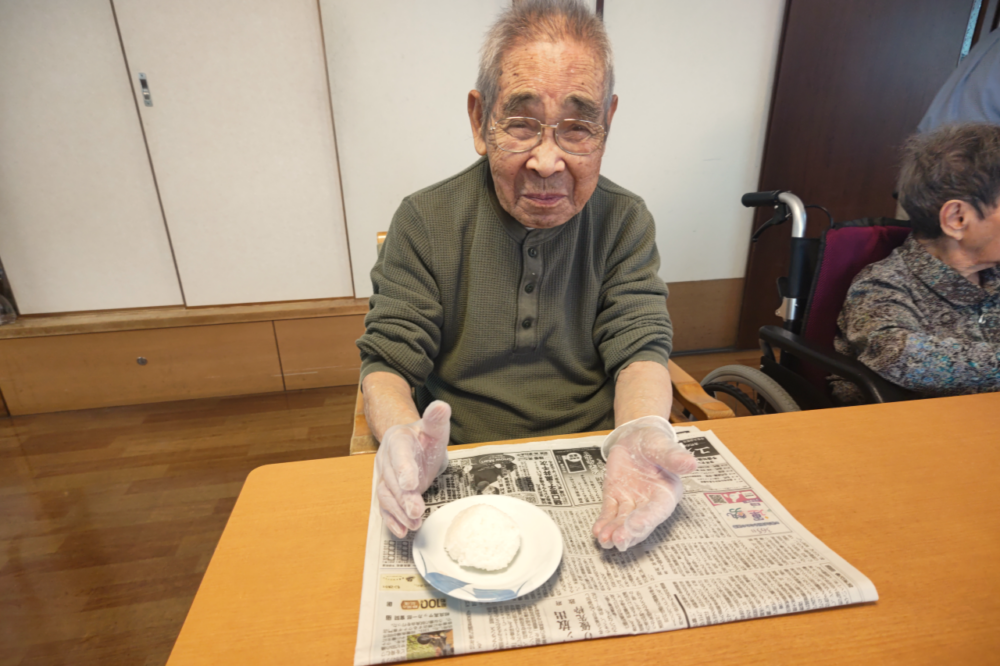 静岡市清水区グループホーム_おやつ作り