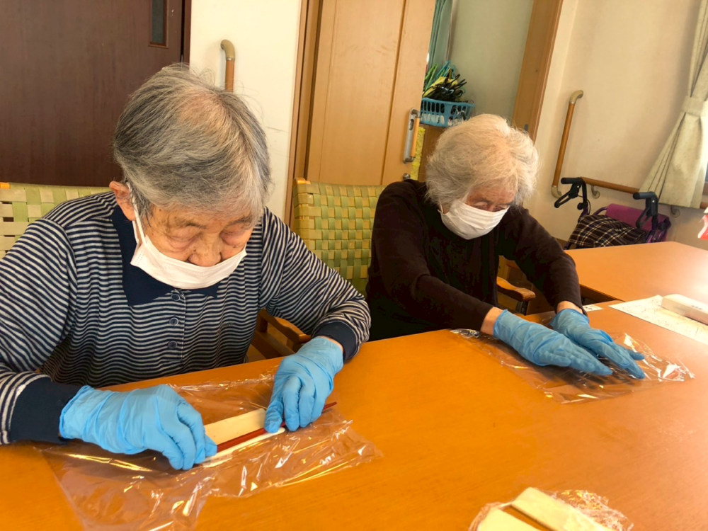 静岡市清水区グループホーム_おやつ作り