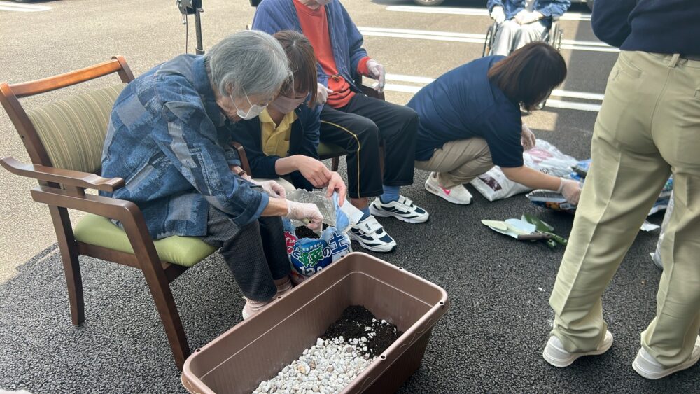 藤枝市グループホーム_青空農園始動