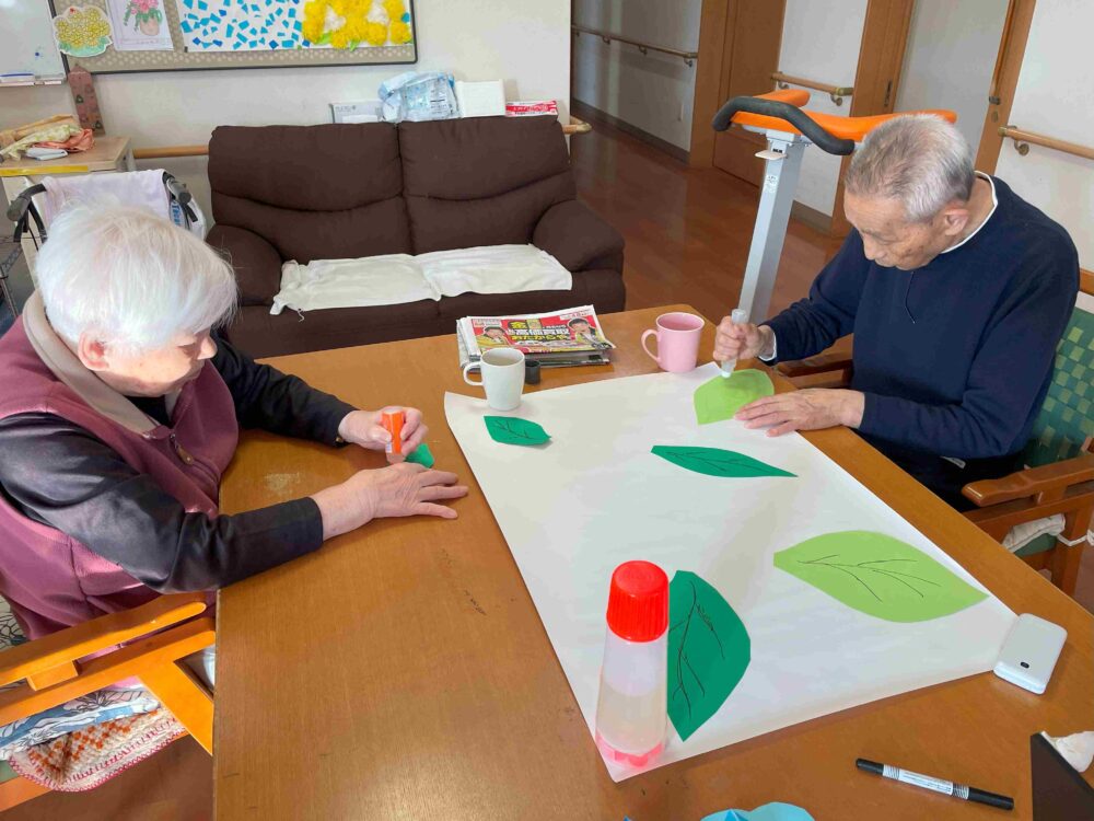 静岡市駿河区グループホーム_壁紙づくり紫陽花編