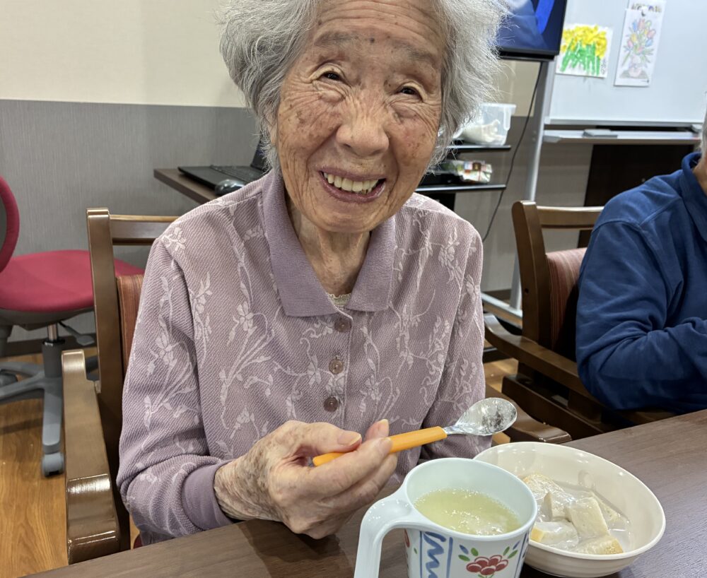 島田市グループホーム_ミャンマーのおやつ