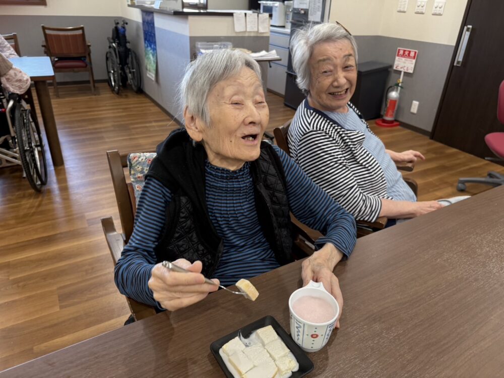 島田市グループホーム_ミャンマーのおやつ