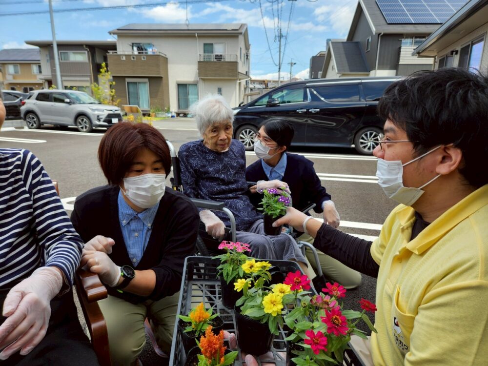 藤枝市グループホーム_青空農園始動