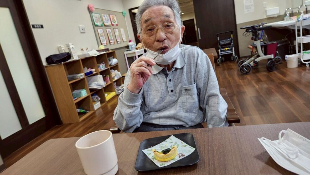 藤枝市グループホーム_春野菜のキッシュ作り