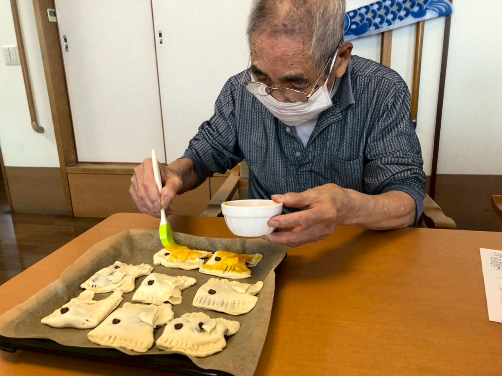 静岡市清水区グループホーム_おやつ作り