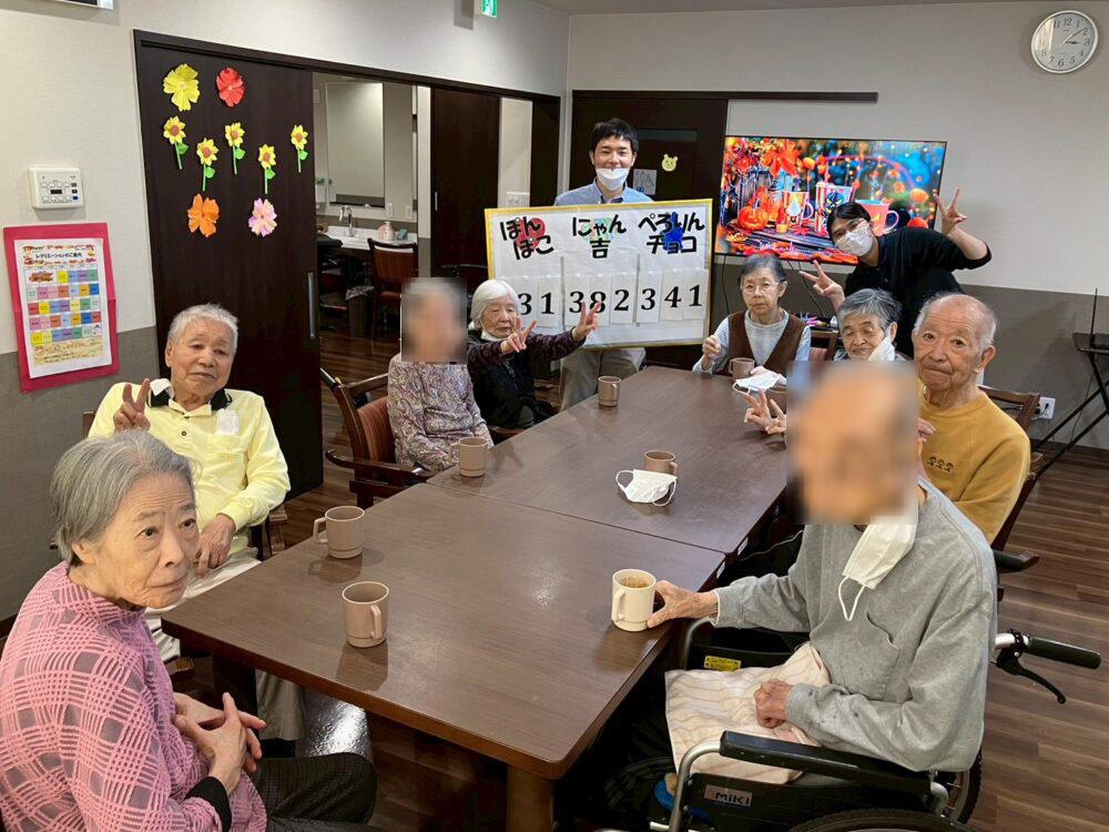 藤枝市グループホーム_秋のプチスポーツ大会かぼちゃプリンで元気に