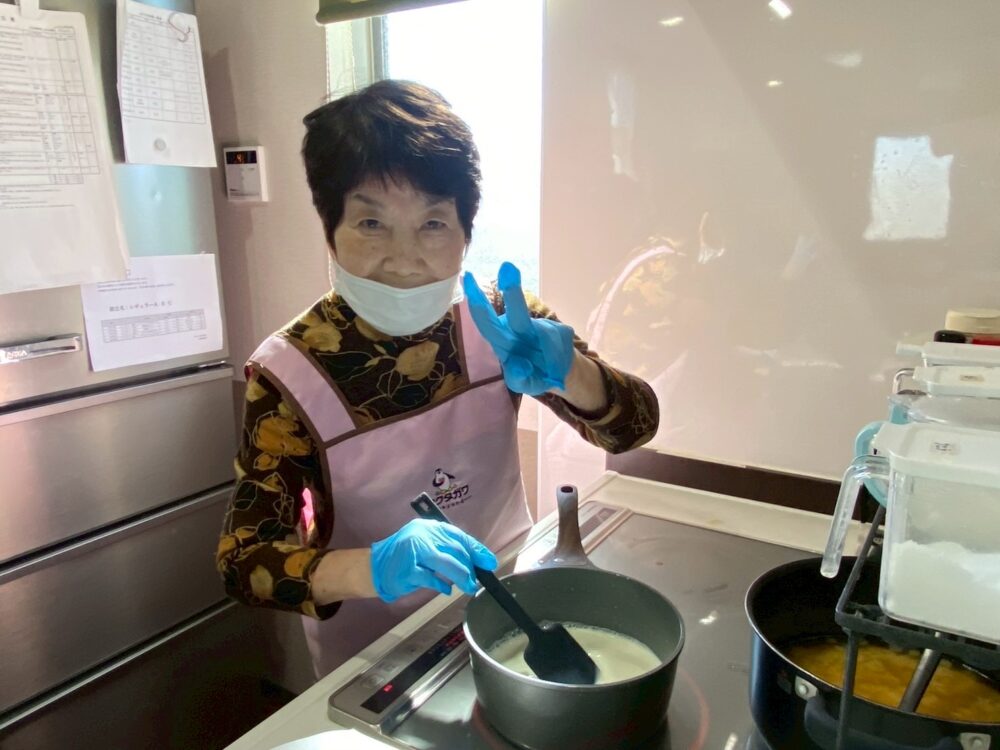 藤枝市グループホーム_秋のプチスポーツ大会かぼちゃプリンで元気に