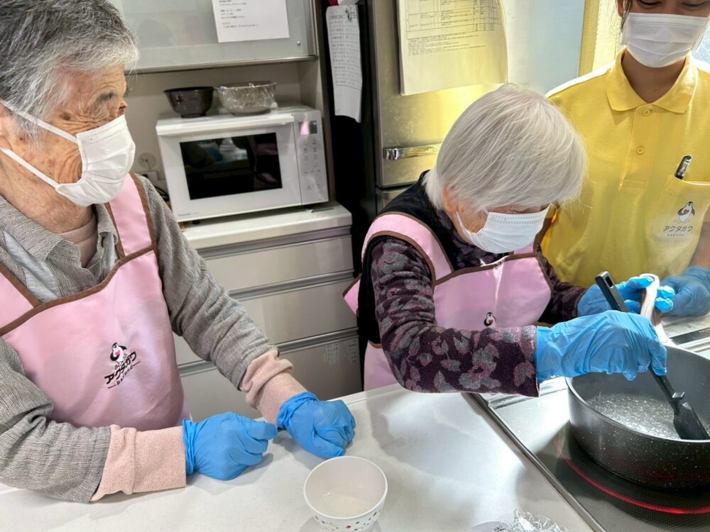 藤枝市グループホーム_秋のプチスポーツ大会かぼちゃプリンで元気に