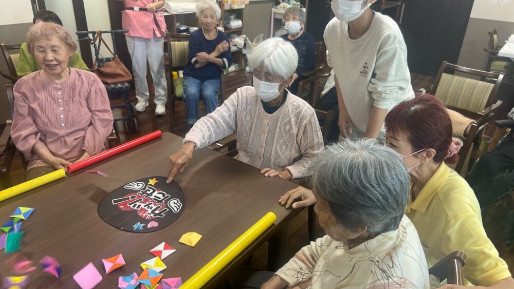 藤枝市グループホーム_秋のプチスポーツ大会かぼちゃプリンで元気に