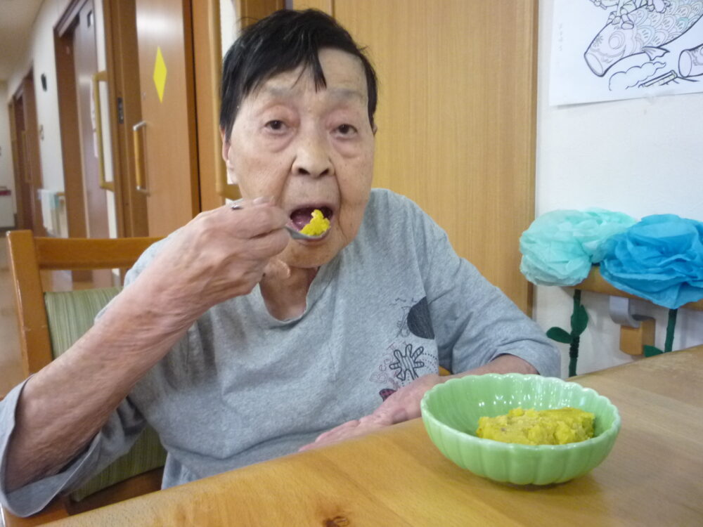 静岡市清水区グループホーム_芸術の秋と食欲の秋