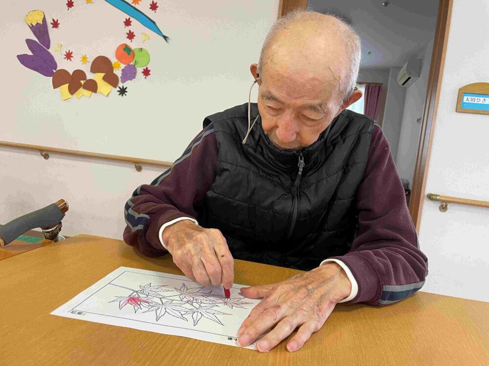 静岡市駿河区グループホーム_秋の穏やかな日常