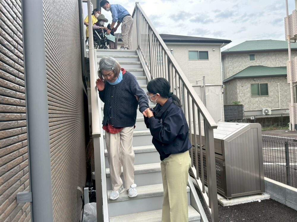 藤枝市グループホーム_消防職員と連携した避難訓練の実施