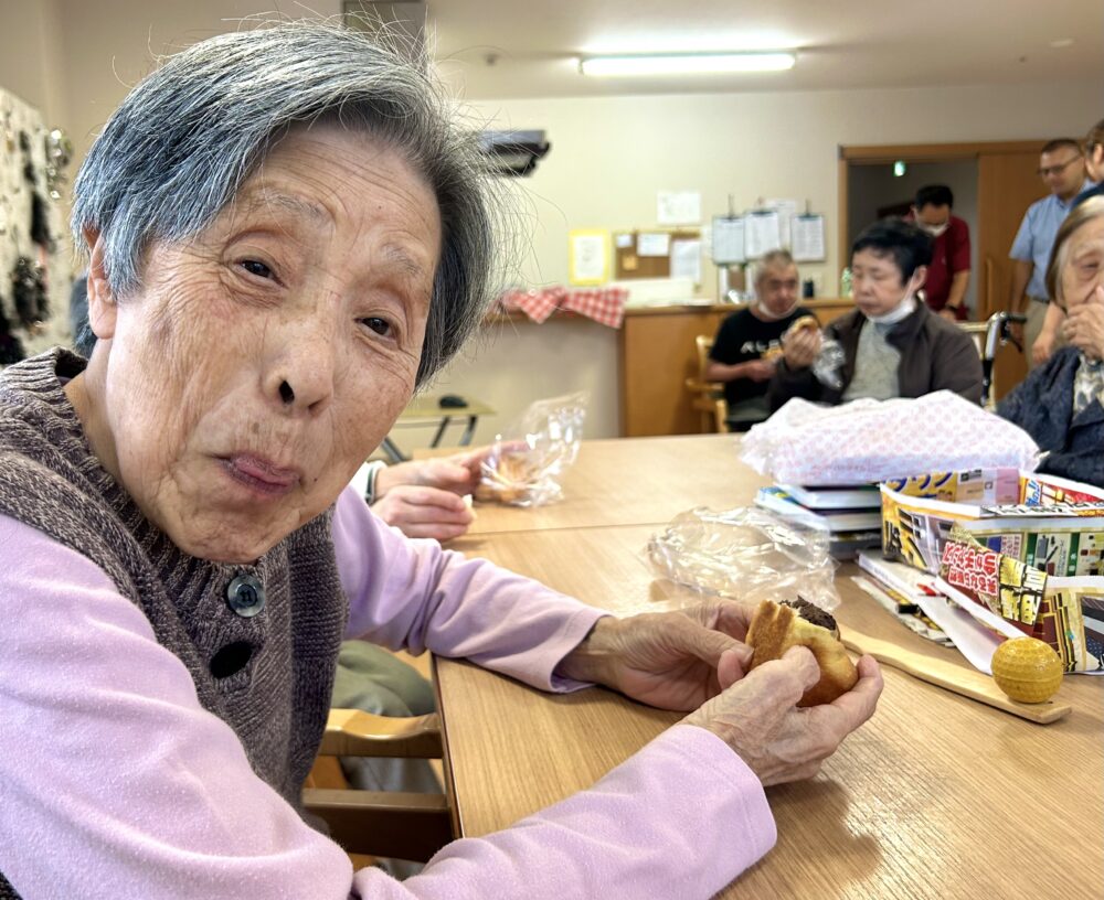 富士市グループホーム_パン販売