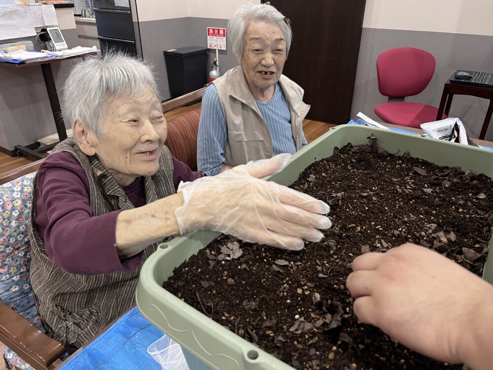 島田市グループホーム_クラブ活動紹介園芸クラブ