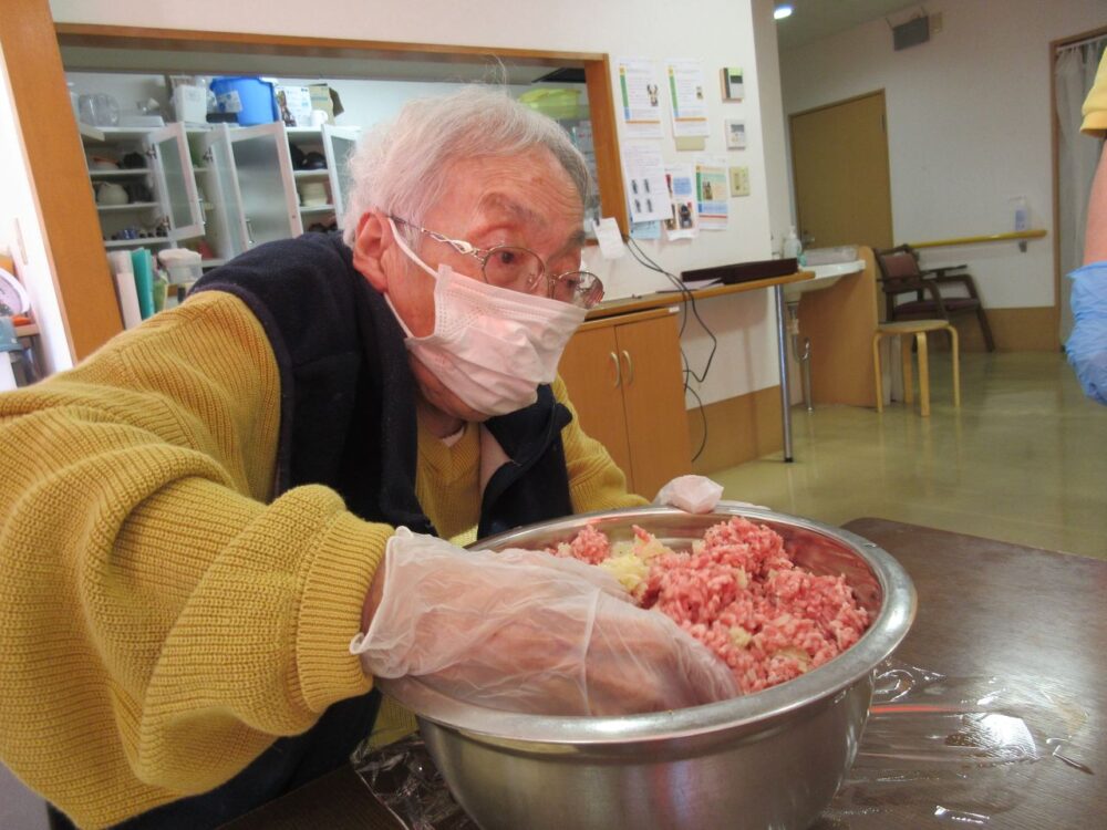 小鹿公園前グループホーム 秋のボッチャ大会