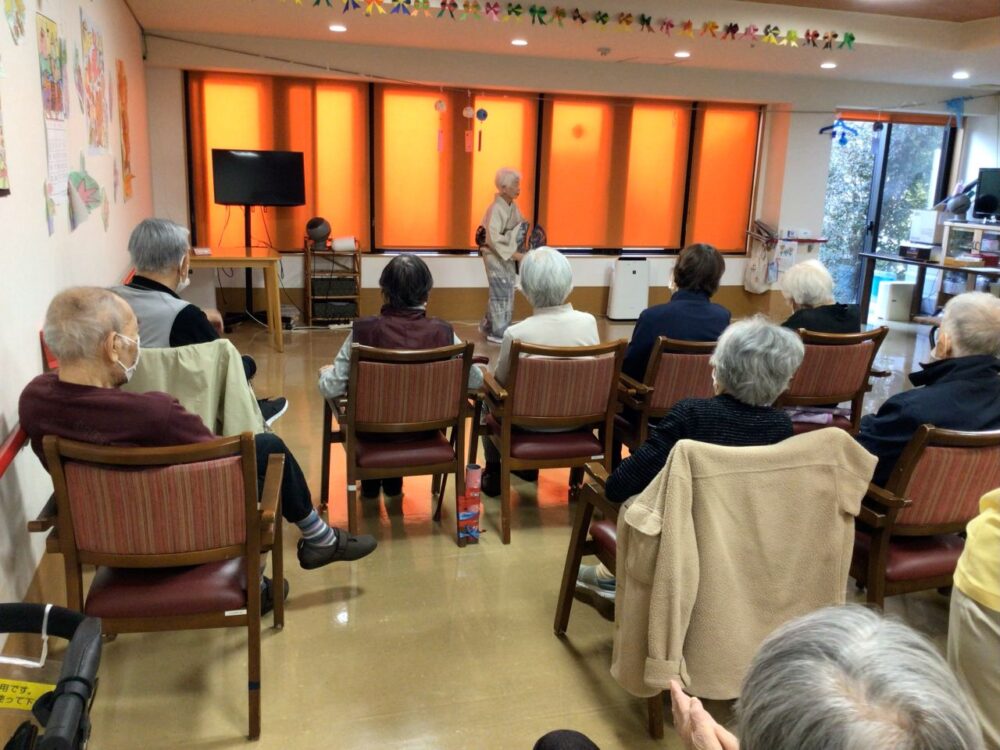 静岡市駿河区グループホーム_踊り