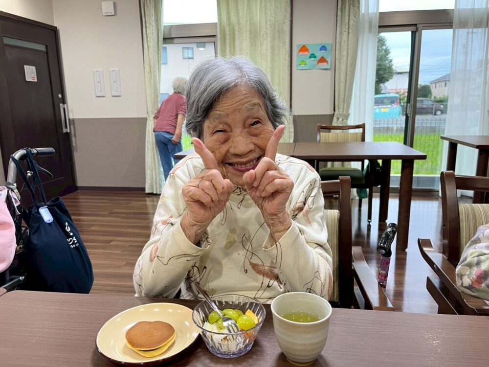 藤枝市グループホーム_秋のフルーツを召し上がれ