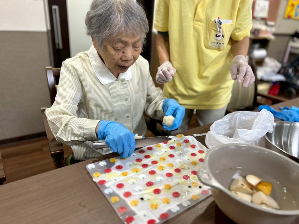 藤枝市グループホーム_秋のフルーツを召し上がれ