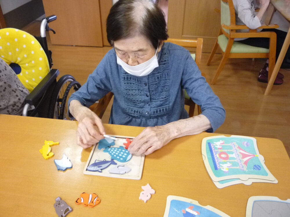 有東坂グループホーム　日常レクリエーション ～手と頭の体操～