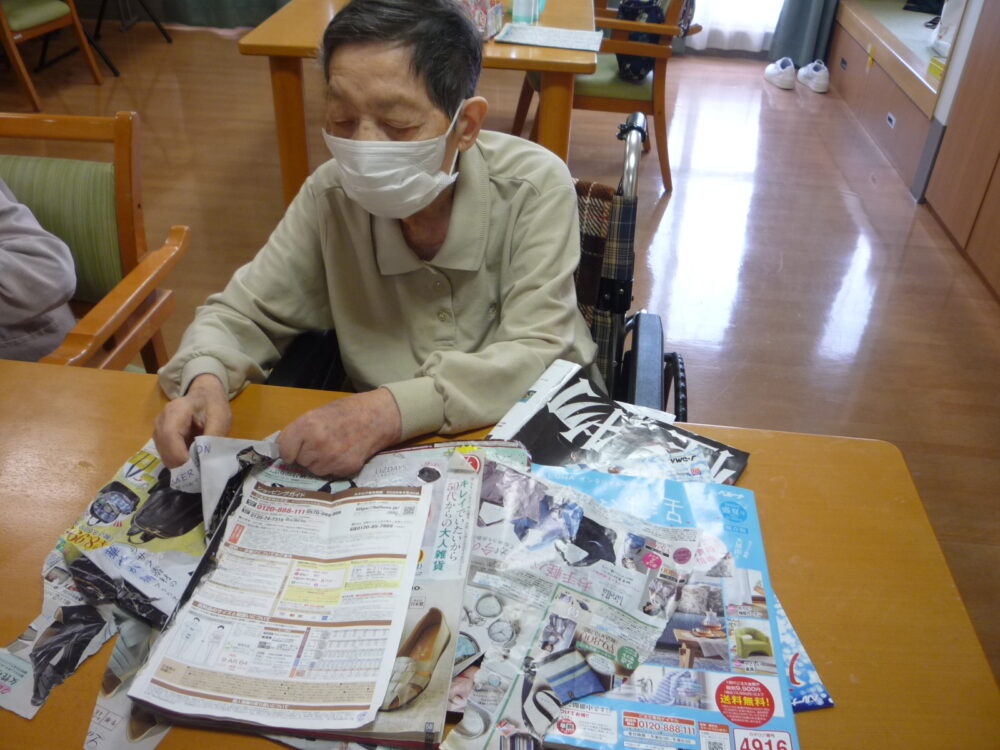 静岡市清水区グループホーム_日常での手と頭の体操